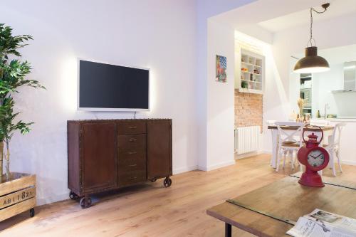 Bright Industrial Loft Barcelona Center photo 12