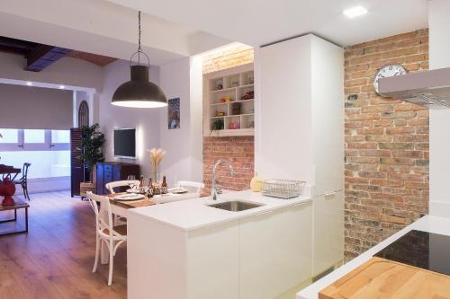 Bright Industrial Loft Barcelona Center photo 17