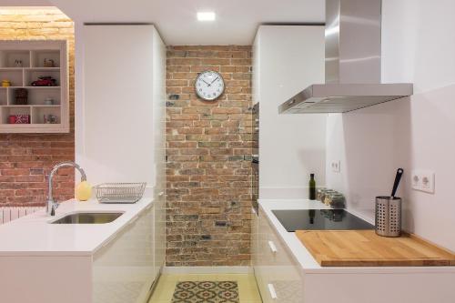 Bright Industrial Loft Barcelona Center photo 9