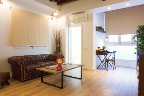 Bright Industrial Loft Barcelona Center photo 18