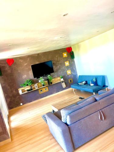 Apt Chic with view on Collines de Marcel Pagnol Wifi free parking and clim