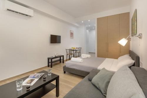 Athenian Nest Studio by WeHost Athens