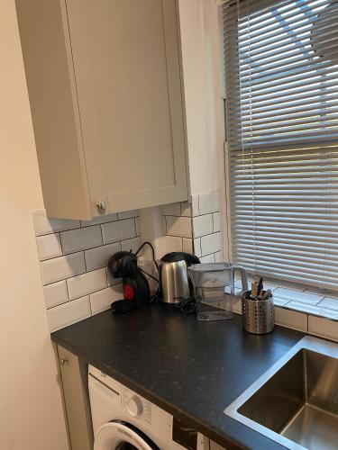 LUXURY 3 BED FLAT for 8 people close to Chelsea Stadium 5 min from the main station photo 38