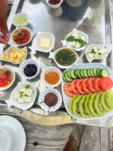 Hrana v oz. blizu hotela