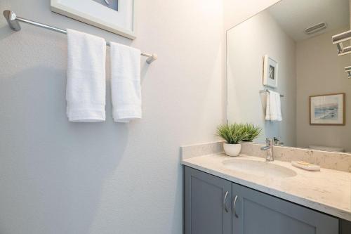 ET013 - Coastal Townhouse with Themed Bedroom at Reunion photo 25