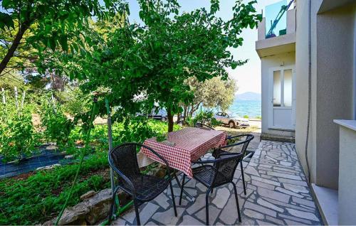Stunning Apartment In Janjina With Wifi