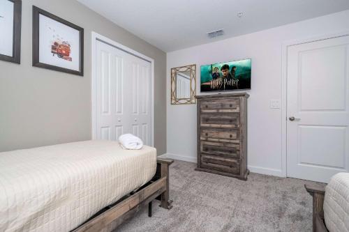 NEW to Market 5 Bed - Storey Lake Retreat photo 45