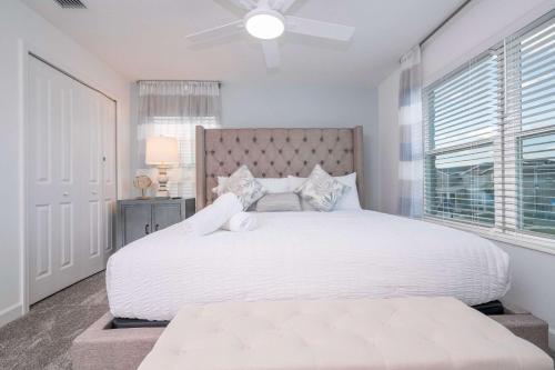 NEW to Market 5 Bed - Storey Lake Retreat photo 47