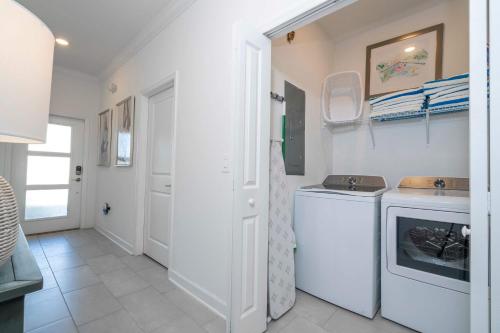 NEW to Market 5 Bed - Storey Lake Retreat photo 75