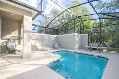 NEW to Market 5 Bed - Storey Lake Retreat photo 1
