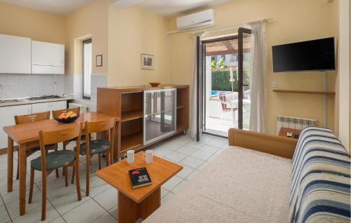 Apartment Cerova Ii