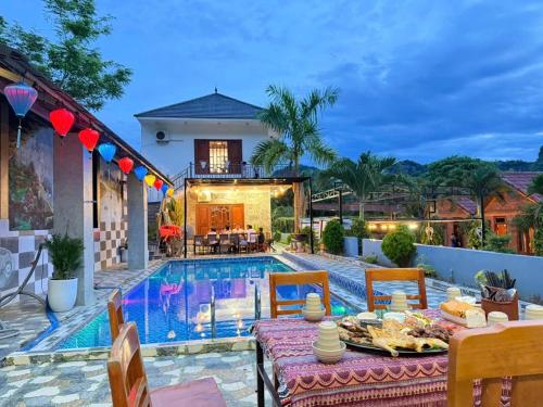 Bazén v ubytování The Ridge Haven nebo v jeho okolí