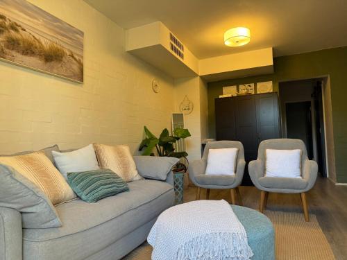 Χώρος καθιστικού στο Sea49 Apartment - Mandurah Family Resort