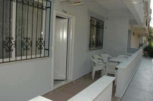 Ein Balkon oder eine Terrasse in der Unterkunft Studio Baturcan
