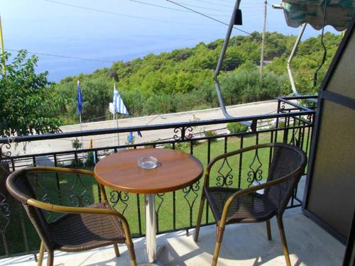 Gallery image of Selini hotel in Loutsa
