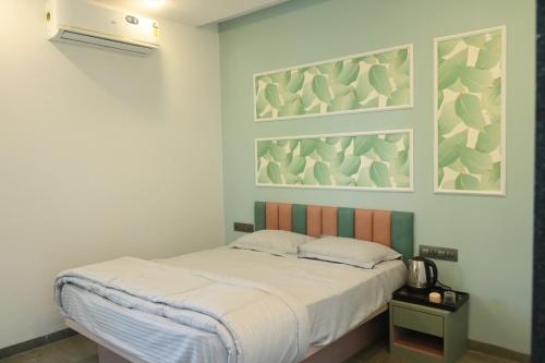 Postel nebo postele na pokoji v ubytování Aqua Nova Resort