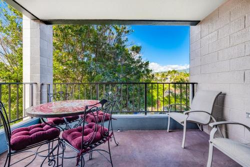 Φωτογραφία από το άλμπουμ του Private Lanai! - AC -5 minute walk from beach! σε Lahaina