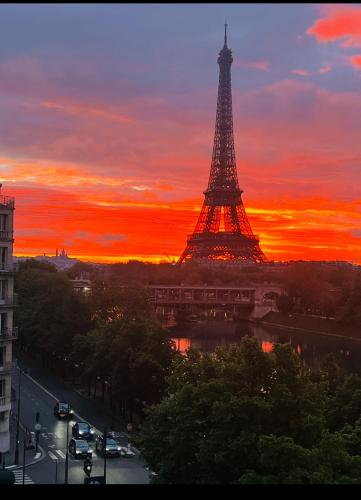 Les Amoureux de Paris