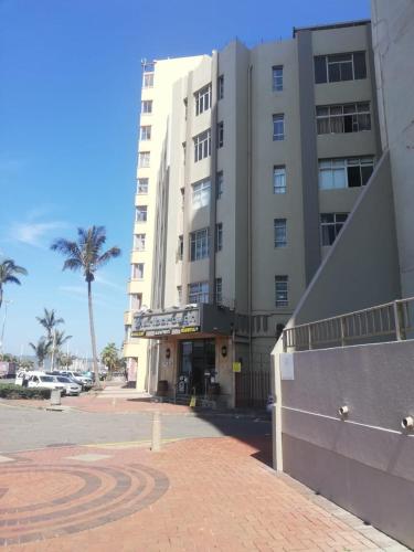 Το κτήριο όπου στεγάζεται  το διαμέρισμα