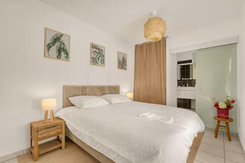 Postel nebo postele na pokoji v ubytování Havre de paix avec terrasse privé à Toulouse