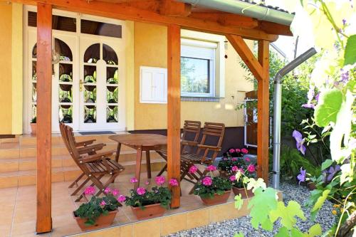 Zdjęcie z galerii obiektu Niki apartman w mieście Gyula