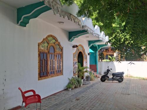 Budova, kde se vila nachází