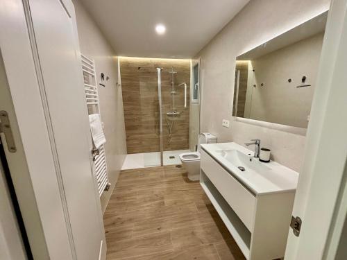 Koupelna v ubytování Espacios Blanco Santiago