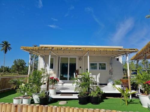 Gallery image of Samui Tiny House villa Glamping, Seaview sleeps 8 in Koh Samui