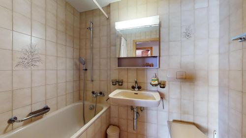 Un baño de 1909 Tgampi Saura 28