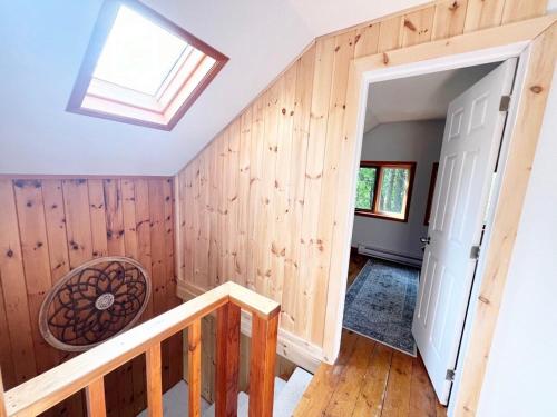 Afbeelding uit fotogalerij van Boardwalk Pines at Tobermory in Tobermory