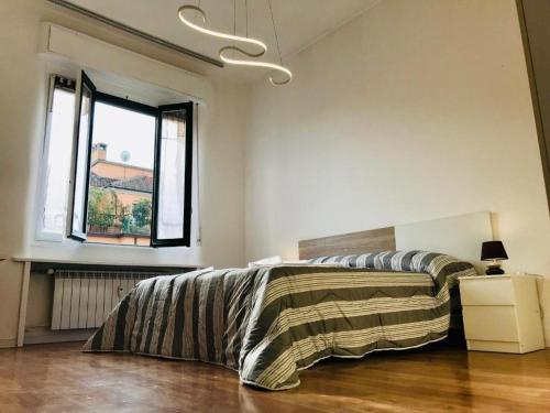 Spacious apartment near Centrale-Loreto-Duomo