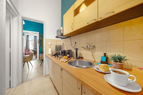 Η κουζίνα ή μικρή κουζίνα στο Bohemia Grand Residence by Wagnerstays