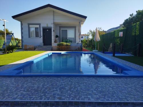 Tiny Home Müstakil Havuzlu Ev