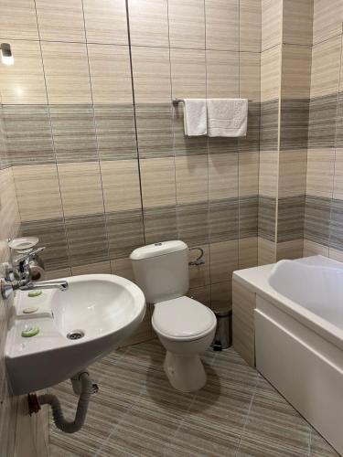 Koupelna v ubytování Родопска къща