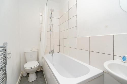 Koupelna v ubytování Chandlers Ford -1bedroom with free parking