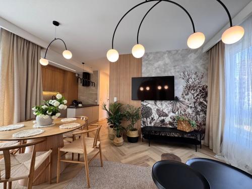 Family & Business Sauna Apartments Baltic Horizon No 1 PREMIUM SPA - 3 Bedroom with Private Sauna, Jacuzzi, Rooftop Gym & Panoramic Terrace, Balcony, Underground Garage