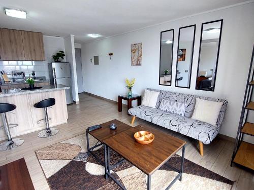 Kuchyň nebo kuchyňský kout v ubytování Departamento Centro Vista al mar 1D 1B