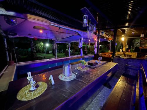 Bazén v ubytování Alojamiento Pura Vida Quinta Parador Mercedes nebo v jeho okolí