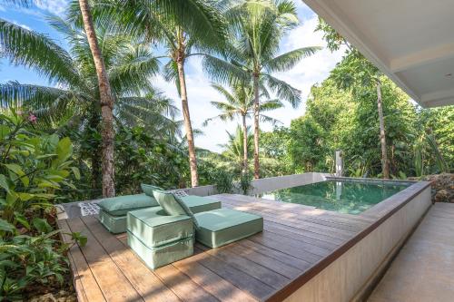 Swimmingpoolen hos eller tæt på Bayay Tamsi