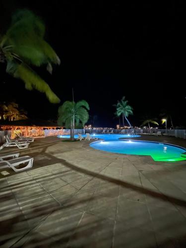 Bazén v ubytování Alégria nebo v jeho okolí