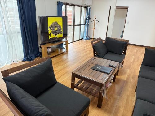 Μια τηλεόραση ή/και κέντρο ψυχαγωγίας στο Ku-chan House