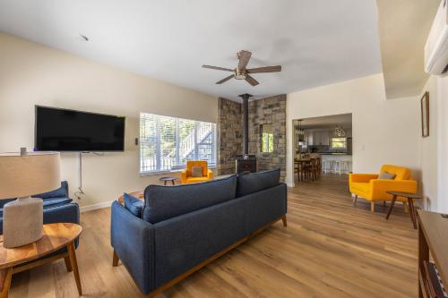Gallery image of Orchard Haven House home in Lyle