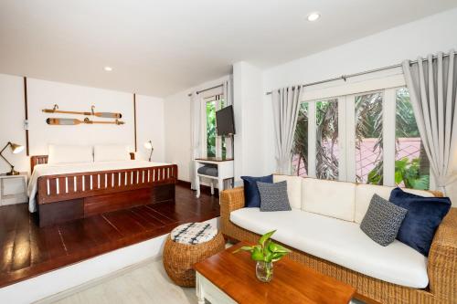 O zonă de relaxare la Malibu Beach Resort