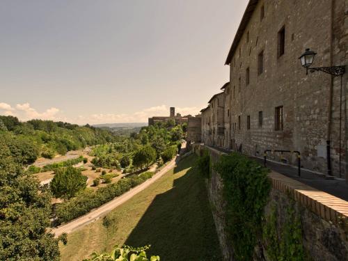 Gallery image of Hotel Palazzo Renieri - 3stelle S in Colle Val D'Elsa