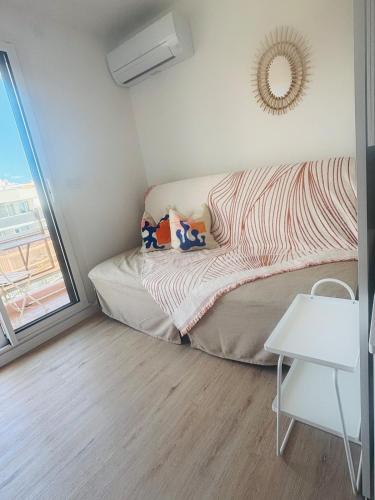Charmant Studio Clévacances 2 étoiles - pour 2 personnes - VUE PLAGE, MER et CLIM