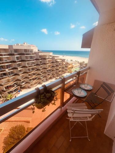 Charmant Studio Clévacances 2 étoiles - pour 2 personnes - VUE PLAGE, MER et CLIM