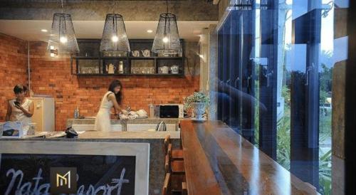 Kuchyň nebo kuchyňský kout v ubytování Nata Resort Chanthaburi II