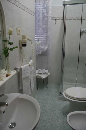 Ένα μπάνιο στο Hotel Michela