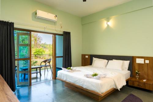 Voodi või voodid majutusasutuse Avadale Dandeli - Heritage River Resort - Stag Groups Not Allowed toas