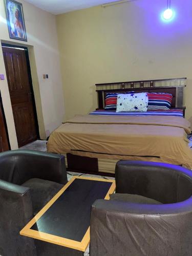 Foto de la galeria de AY Hotel Reloaded a Ikeja